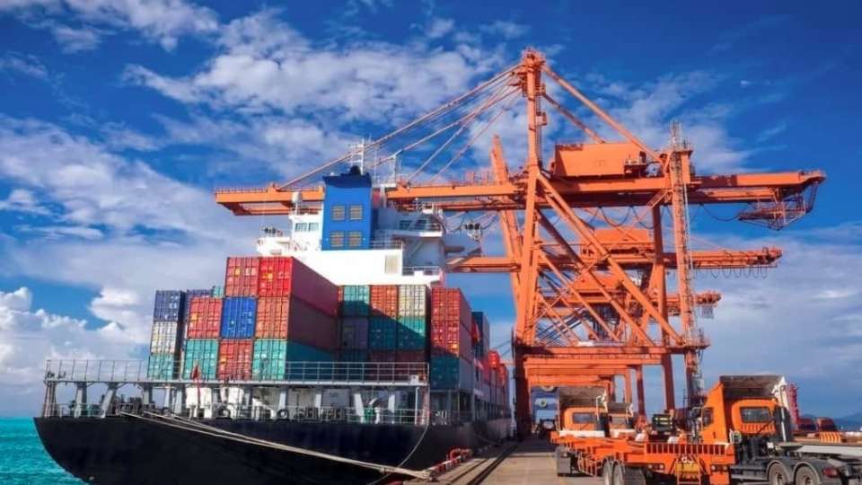 Vietnam racks up US$3.79 billion trade surplus in first four months of 2025